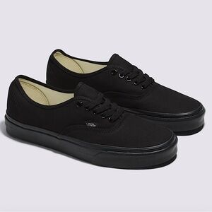 Vans Men's Black Authentic Sneakers